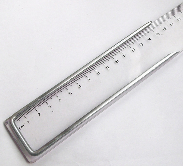 Pins de acero gavanizado con recubrimiento de PVC para la instalación de rollos GCCM de tela de hormigón