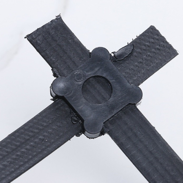 Geomalla plástica combinada de HDPE reforzada con alambre de acero de alta resistencia para refuerzo y construcción de carreteras